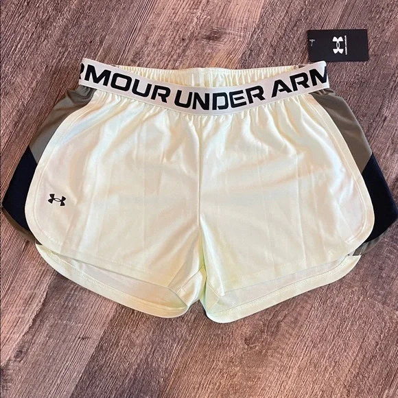 Under Armour Women's Celery Green With Army Green And Black Athletic Shorts - Picture 1 of 4